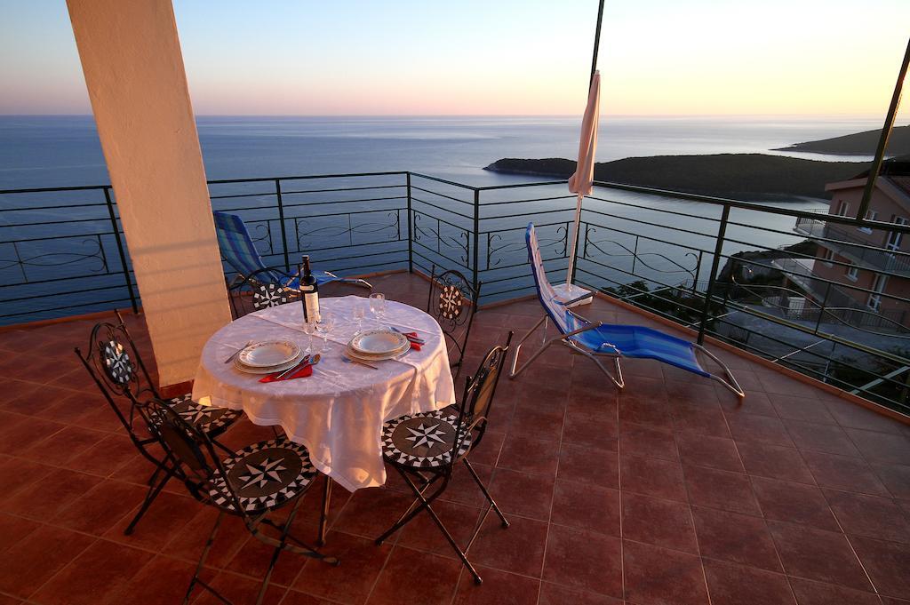 Lighthouse Apartments بودفا المظهر الخارجي الصورة